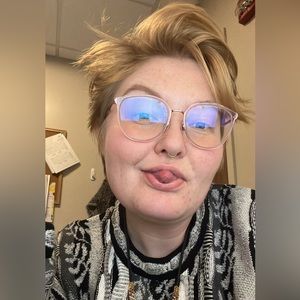 Meet your Posher, Haley